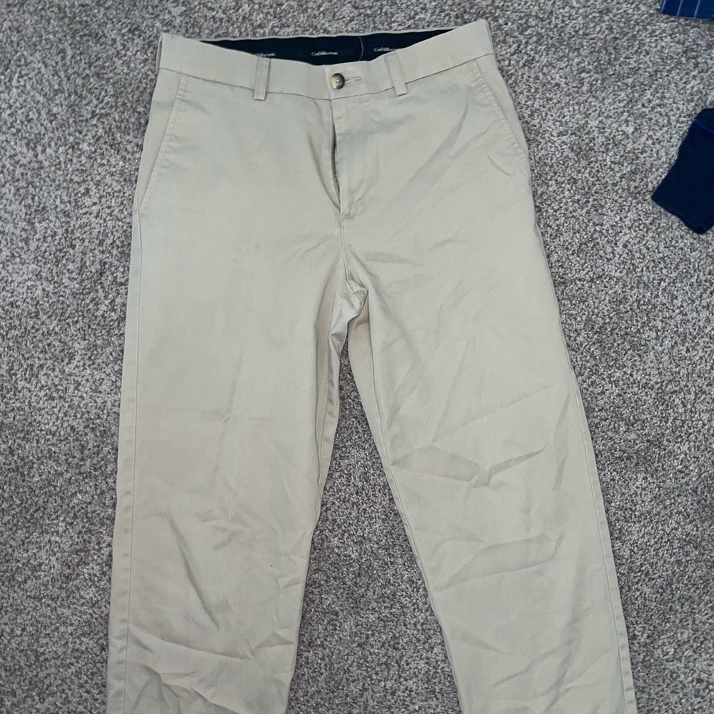 Men’s khaki dress pants